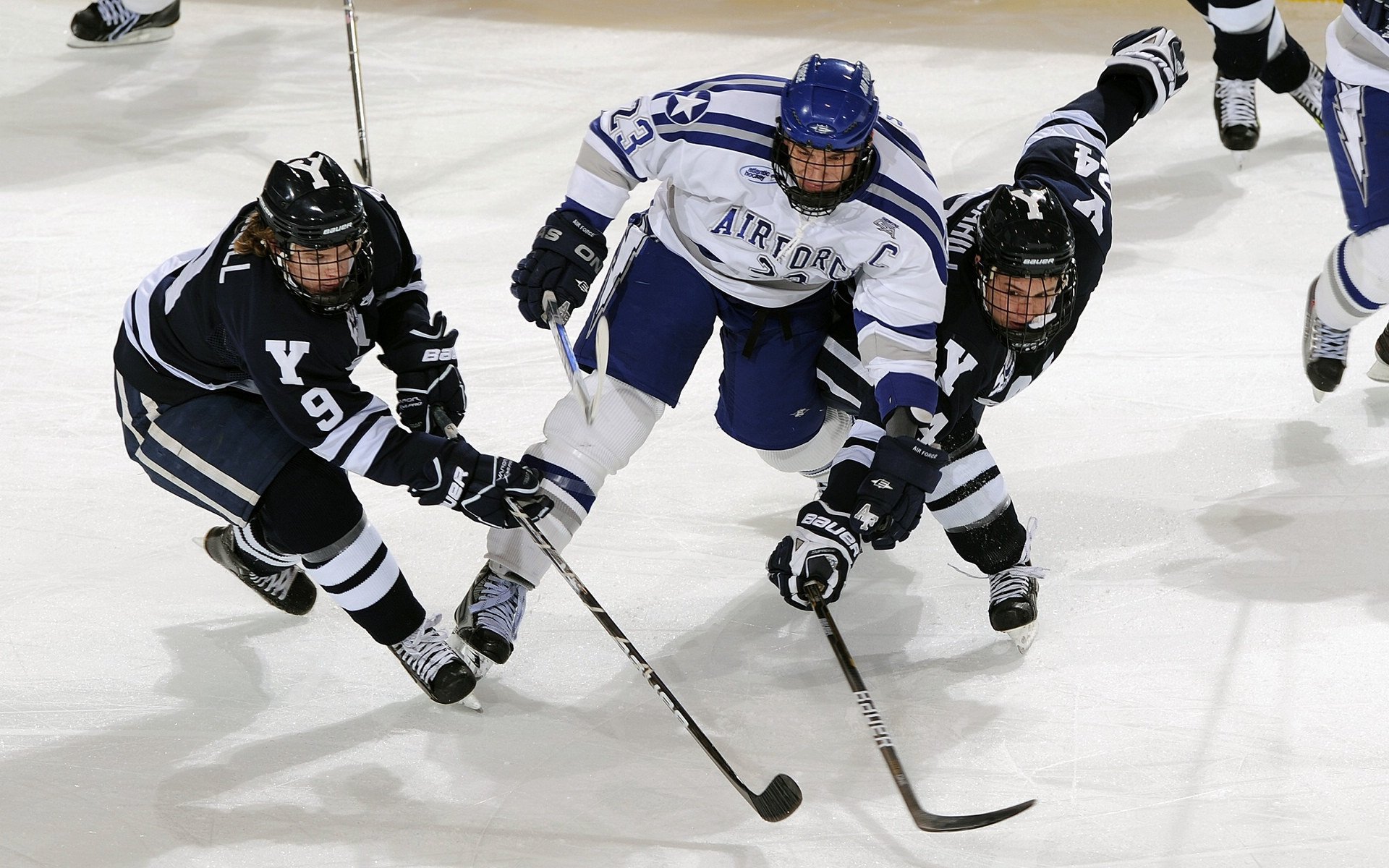 技术巅峰：历年比赛中的革新技术盘点，技术革新项目及获奖情况